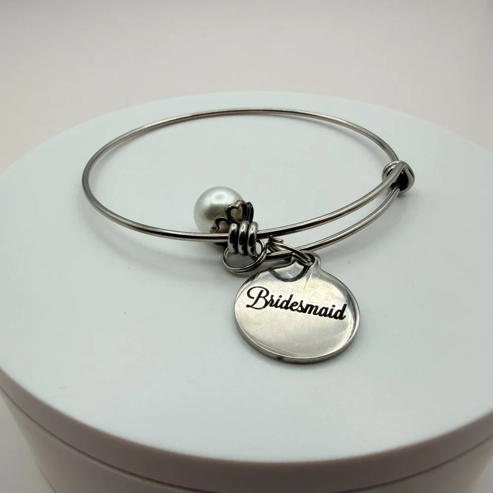 Vintage 90s Bridesmaid Silver Tone Expandable Bangle Bracelet Faux‎ Pearl Charm